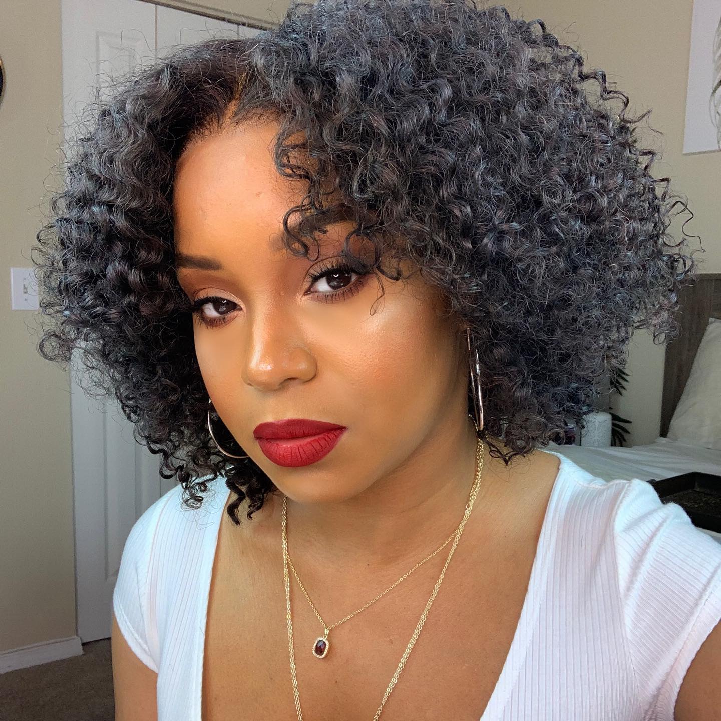 Short Kinky Curly Bob Wigs with Bouncy Curls Hair